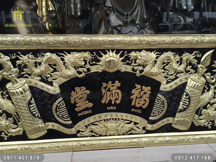 ho&agrave;nh phi c&acirc;u đối d&aacute;t v&agrave;ng
